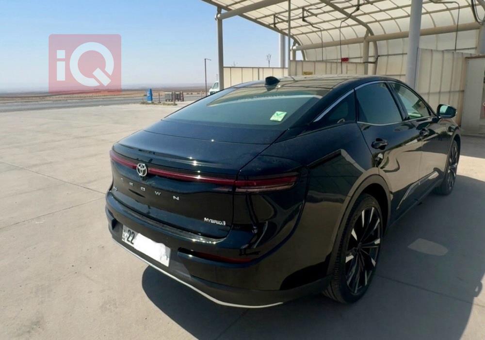 تۆیۆتا کراون